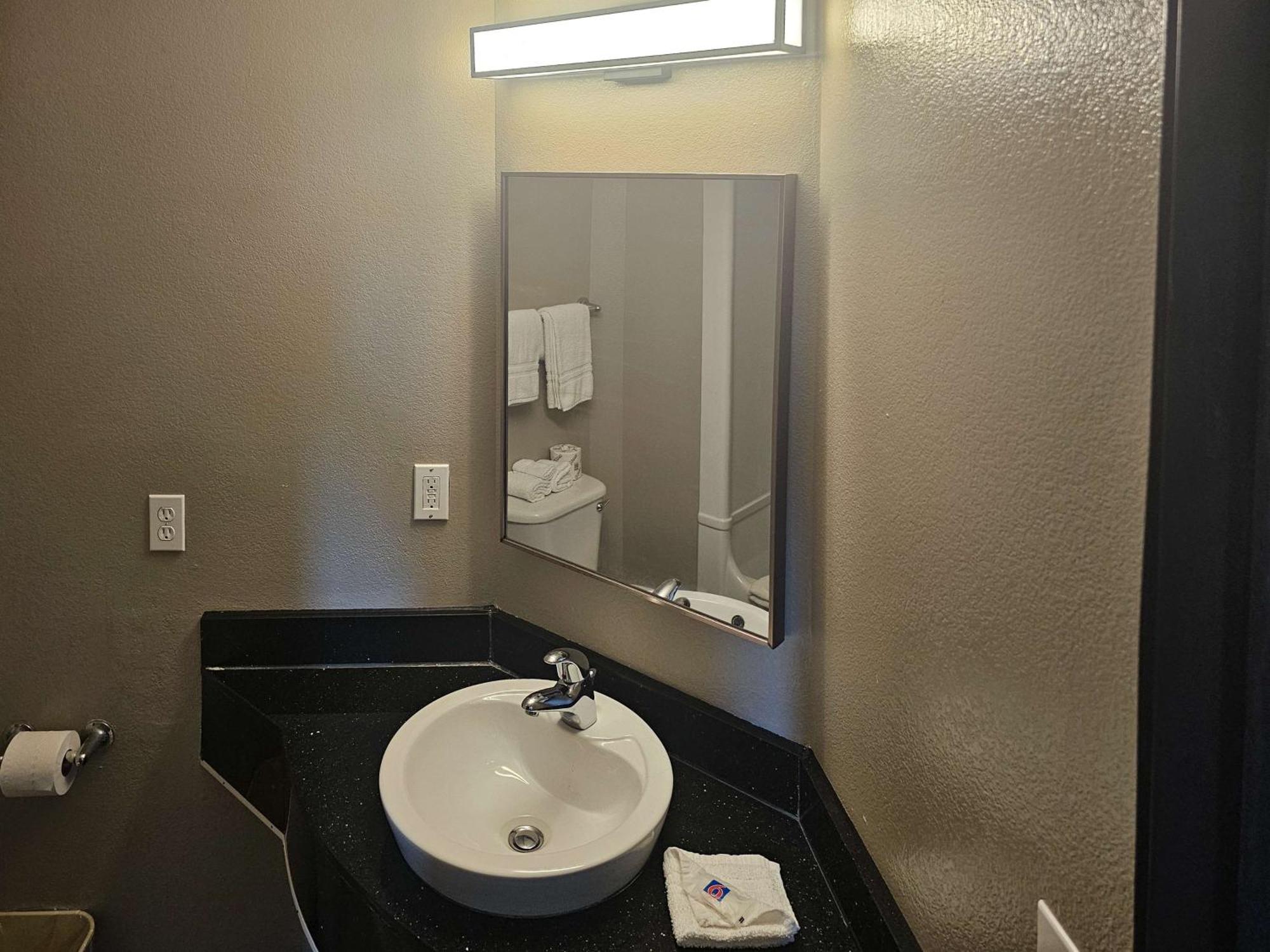 Motel 6 Sinton Tx Екстер'єр фото