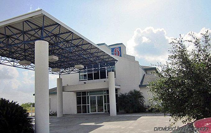 Motel 6 Sinton Tx Екстер'єр фото